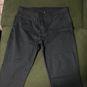 English Laundry Black Cargo Pants with Matte Finish